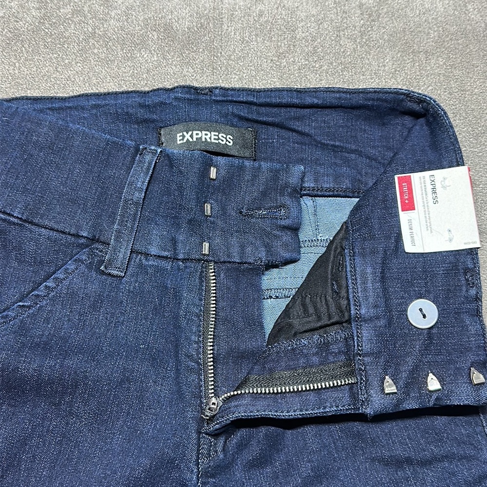 🥰🥰Express Denim Perfect Legging High Rise🥰🥰 - Picture 3 of 7